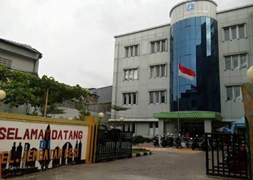 Kantor Lurah Jembatan Besi, Tambora, Jakarta Barat.